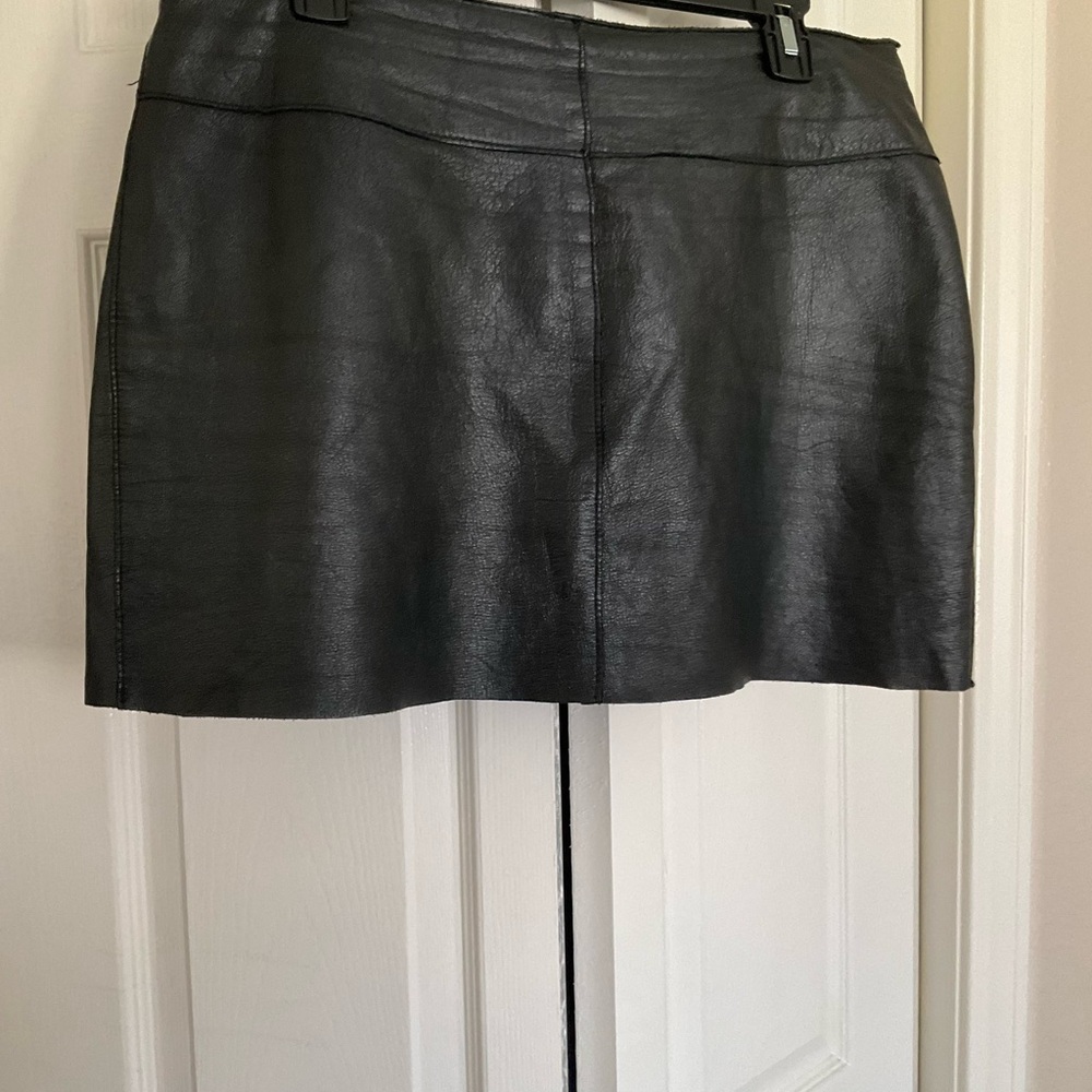 Maxima Black Mini Skirt